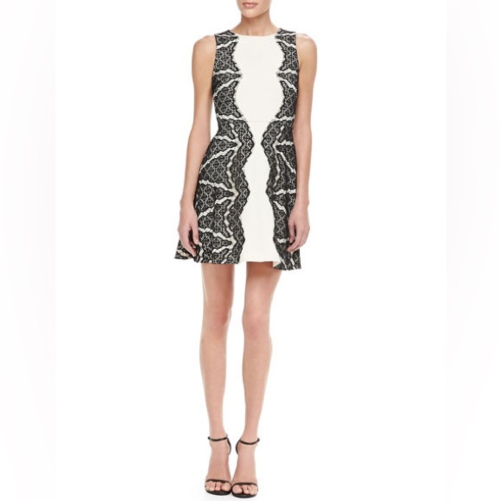 New Diane Von Furstenberg Daniella Sleeveless Lace-Panel Dress Size 6